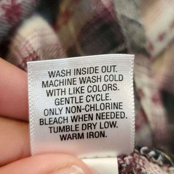 Sonoma medium womens button down shirt - Picture 11 of 11